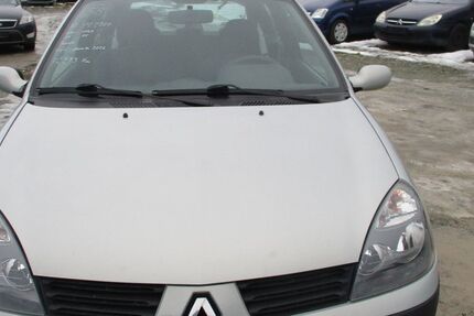 Renault Clio 76.371 km 950 &euro; Plauen 08523