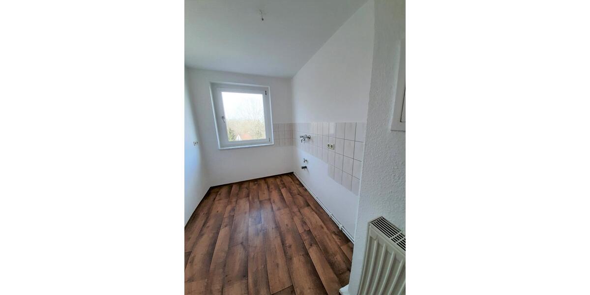 Etagenwohnung Löbau - 3 Zimmer, 66 m&sup2;, 444&euro; | Angebot:26688125