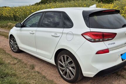 Hyundai i30 130.000 km 10.750 &euro; Schmelz 66839