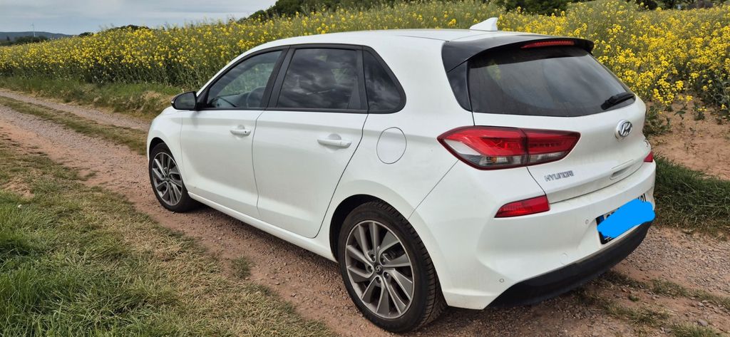 Hyundai i30 130.000 km 10.750 &euro; Schmelz 66839
