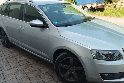 Skoda Octavia 147.645 km 12.500 &euro; Altenbeken 33184