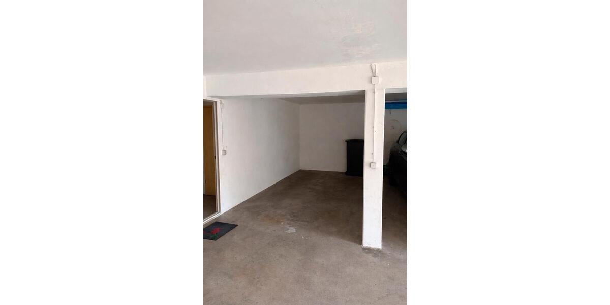 Hochparterre Brackenheim - 3.5 Zimmer, 75 m&sup2;, 900&euro; | Angebot:26374892