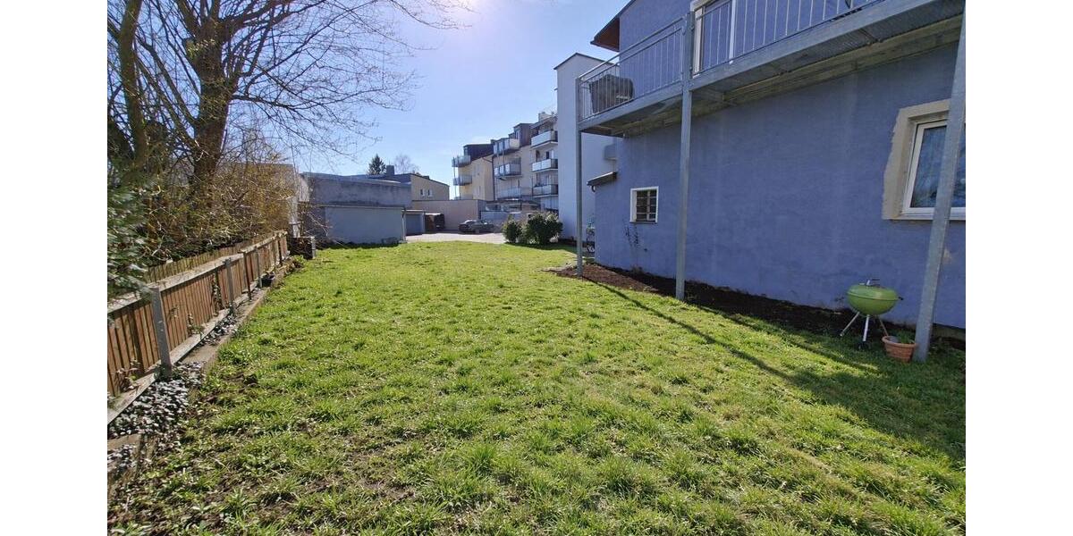 Etagenwohnung Weiden in der Oberpfalz - 3 Zimmer, 89 m&sup2;, 900&euro; | Angebot:25626146