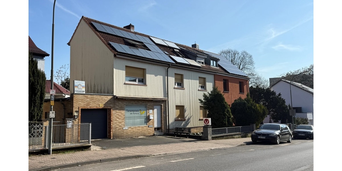 Mehrfamilienhaus mit Ladeneinheit und Entwicklungspotenzial auf großzügigem Grundstück in Frankfurt-Nieder Eschbach - Mehrfamilienhaus, Wohnhaus Frankfurt am Main Bonames | Angebot:26475933