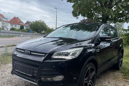 Ford Kuga 202.000 km 5.990 &euro; Friedrichshafen 88045