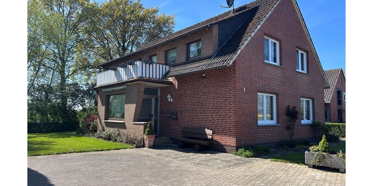 Interessantes Wohnhaus mit 2 Wohnungen, Nebengebäude und Grünland - Einfamilienhaus Stolzenau | Angebot:26701576