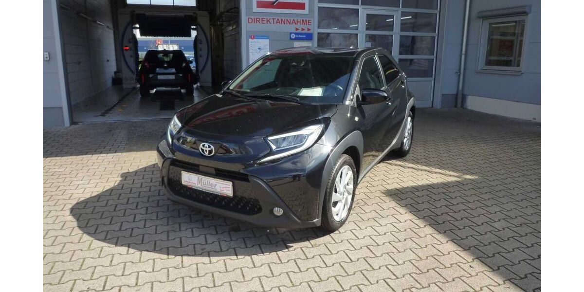 Toyota Aygo (X) 5.800 km 17.890 &euro; Ettlingen-Bruchhausen 76275