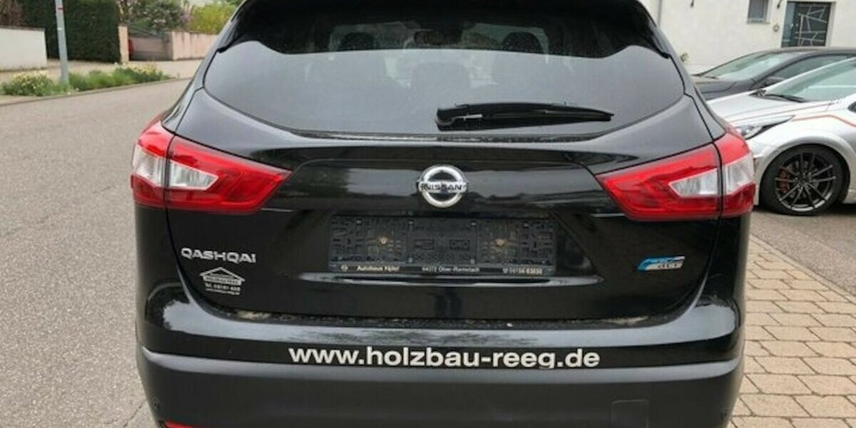 Nissan Qashqai 1.6 dCi Tekna 132.000 km 7.500 &euro; Neckarsulm 74172