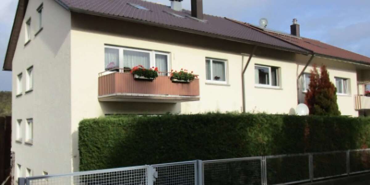 Etagenwohnung Niefern- Öschelbronn Öschelbronn - 3 Zimmer, 72 m&sup2;, 680&euro; | Angebot:25395367