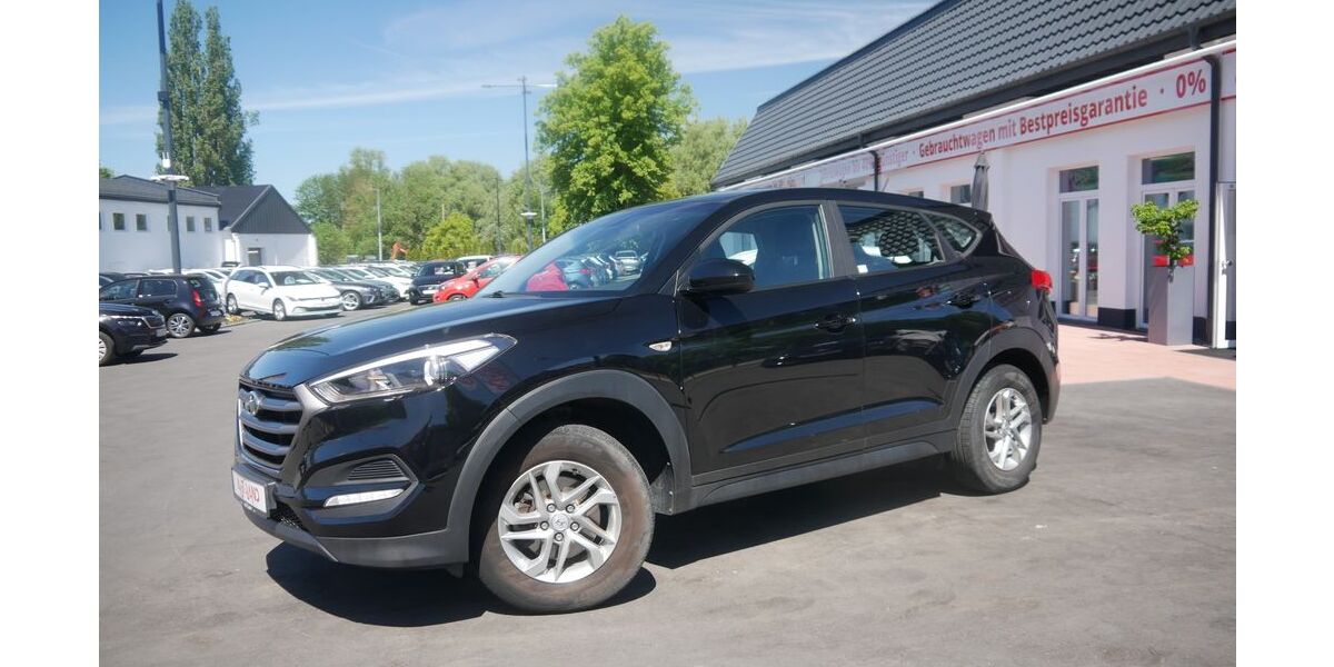 Hyundai TUCSON 108.729 km 12.990 &euro; Wismar 23970
