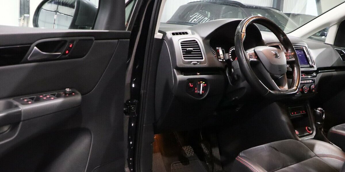 Seat Alhambra 2.0 TDI FR-LINE SPORT / 7-SITZER, XENON 149.000 km 19.777 &euro; Hamm 59077