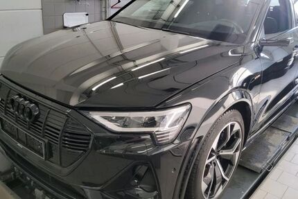 Audi e-tron 43.363 km 38.740 &euro; Hagen 58091