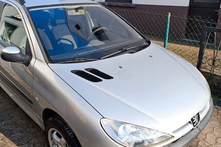Peugeot 206 134.100 km 2.299 &euro; Ottweiler 66564