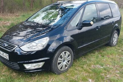Ford Galaxy 221.600 km 6.000 &euro; München 80995