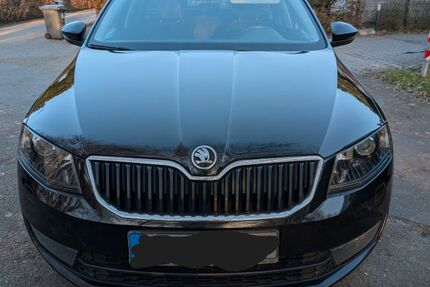 Skoda Octavia 173.000 km 9.500 &euro; HAmburg 22415