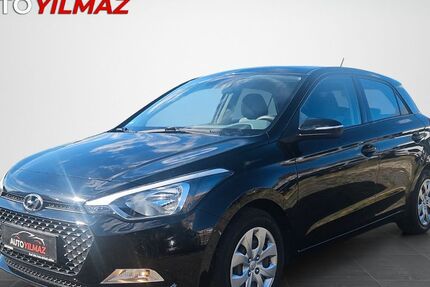Hyundai i20 72.500 km 7.990 &euro; Rüsselsheim am Main 65428