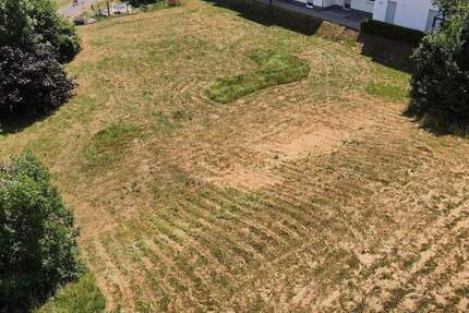 Großzügiges Baugrundstück in ruhiger Lage von 78554 Aldingen zimmer