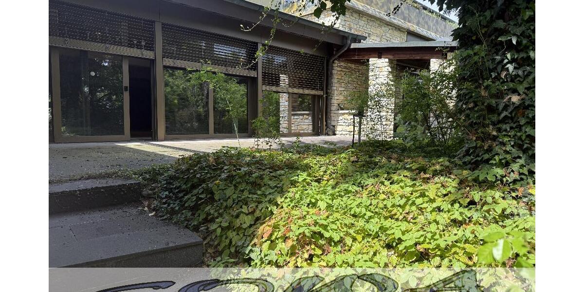 Großzügige Lagerhalle mit Büro-Lagerräumen und einem großzügien Wohnhaus in Gaimersheim - Nähe Westpark! - Ein Objekt von Ihrem Immobilienpartner SOWA Immobilien und Finanzen zimmer