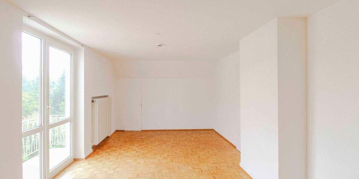 Sofort wohlfühlen: Lichtdurchflutetes 6-Zi.-Architektenhaus in idyllischer Lage in Sankt Georgen 6 zimmer