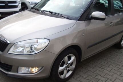 Skoda Fabia 33.800 km 8.999 &euro; Lorsch 64653