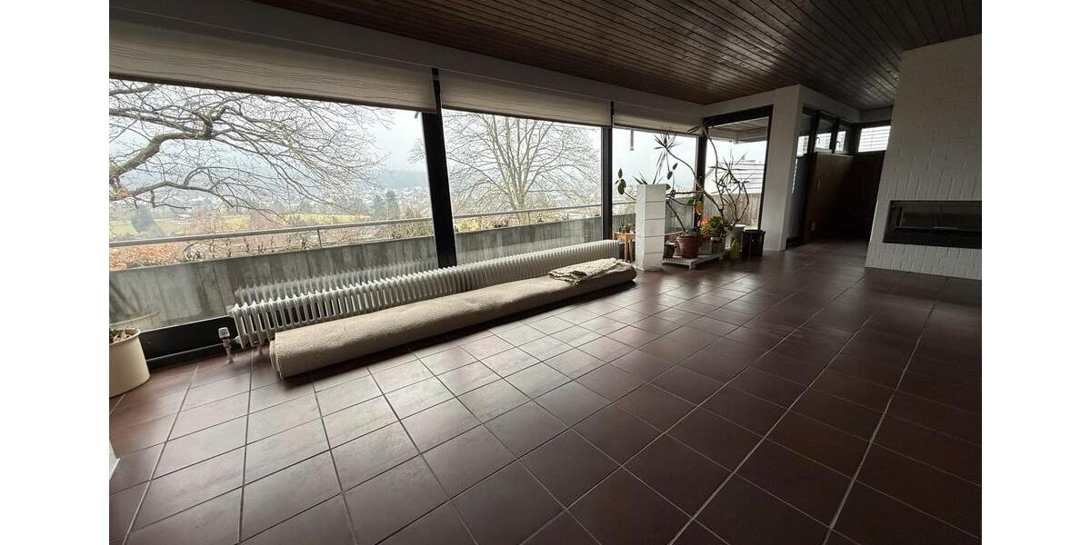 Einfamilienhaus Taunusstein - 6 Zimmer, 230 m&sup2;, 3.100&euro; | Angebot:25329095