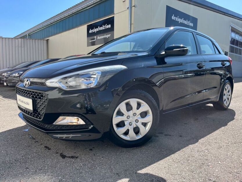 i20