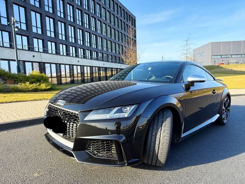 TT RS