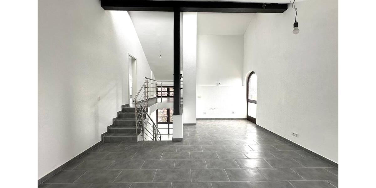 Einfamilienhaus Weiterstadt - 10 Zimmer, 370 m&sup2;, 775.000&euro; | Angebot:26338415