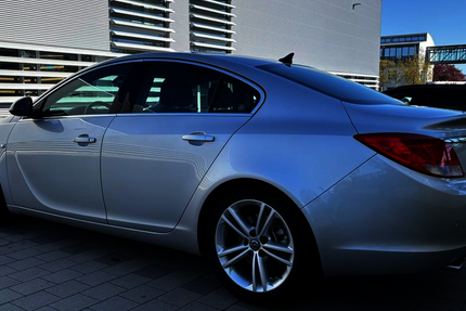 Opel Insignia 17.800 km 9.499 &euro; Schwäbisch Hall 74523