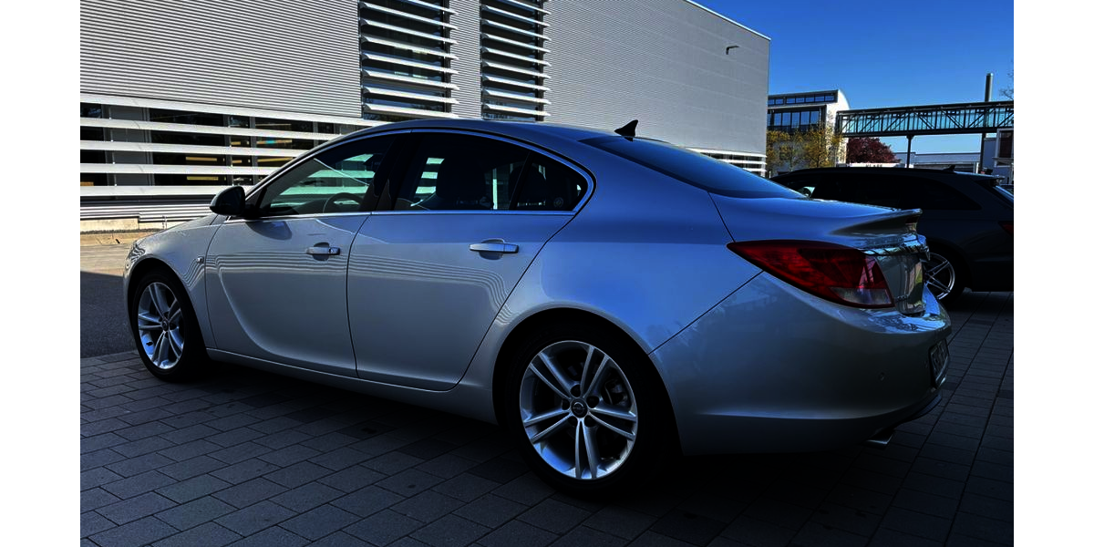 Opel Insignia 17.800 km 9.499 &euro; Schwäbisch Hall 74523