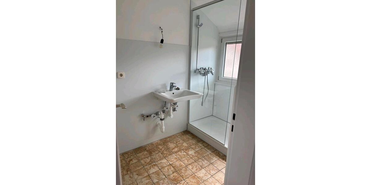 Dachgeschoßwohnung Egenhausen - 4 Zimmer, 65 m&sup2;, 550&euro; | Angebot:26662139