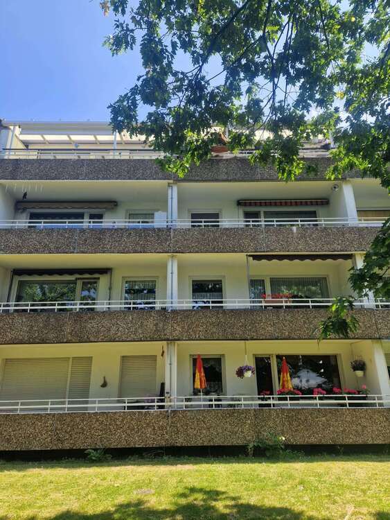Wohnung zum Kaufen in Duisburg 133.000 € 66 m²
