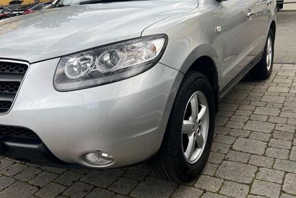 Hyundai SANTA FE 239.000 km 4.700 &euro; Berlin 13156