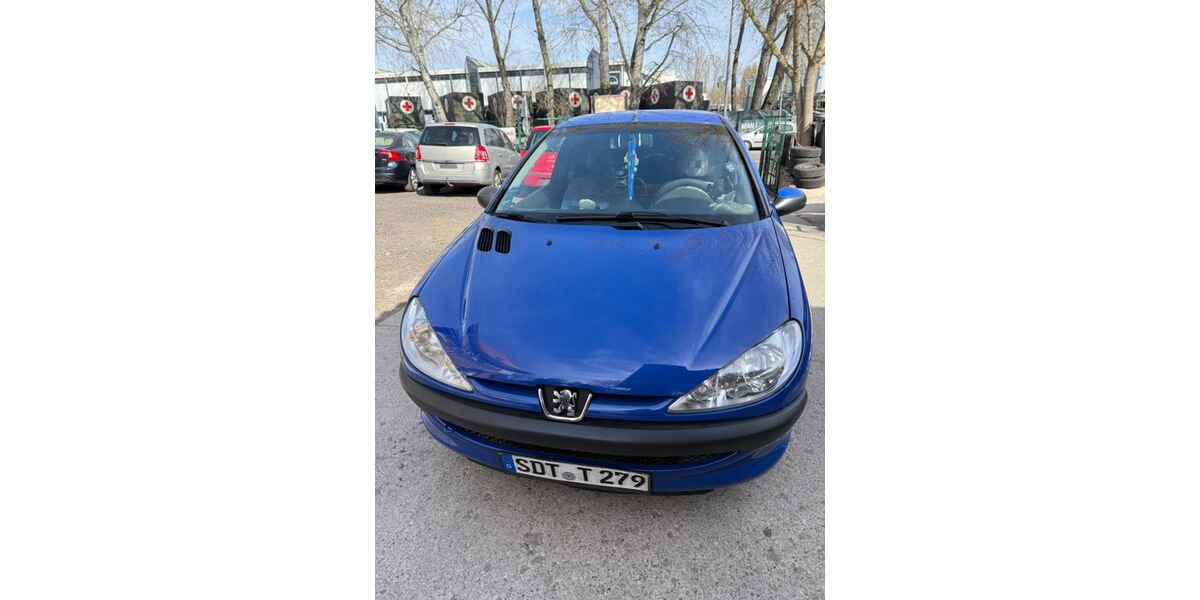 Peugeot 206 157.743 km 1.199 &euro; berlin 13597
