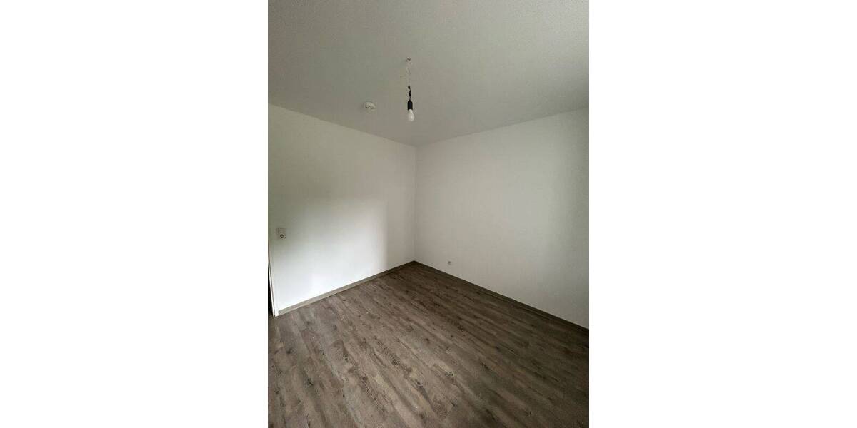 Etagenwohnung Duisburg Mündelheim - 3 Zimmer, 71 m&sup2;, 495&euro; | Angebot:26850986