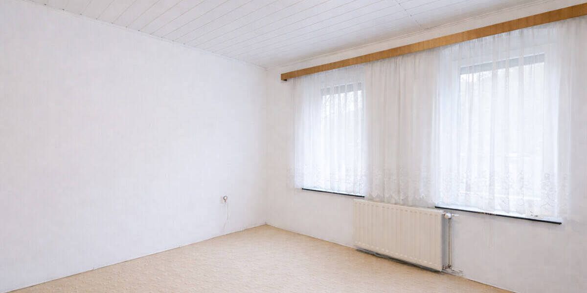 Mehrfamilienhaus, Wohnhaus Dresden Naußlitz - 6 Zimmer, 153 m&sup2;, 285.000&euro; | Angebot:26309047