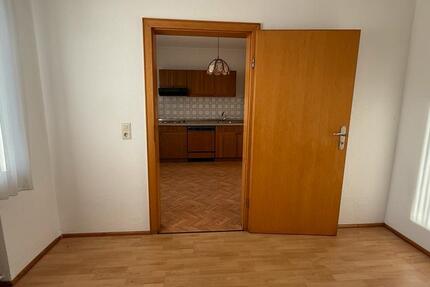 Haus Herford Falkendiek - 8 Zimmer, 170 m&sup2;, 1.500&euro; | Angebot:25352186