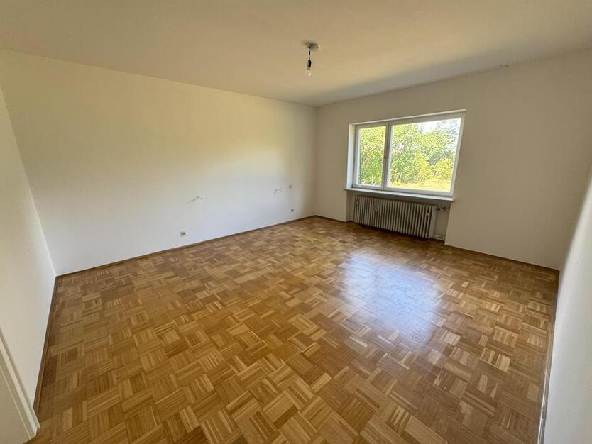 Stilvoller Bungalow mit Garten in ruhiger Lage zur Miete 162 m² Wohnfläche 70m² Souterrain