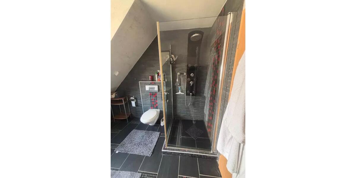 Einfamilienhaus Oberhausen Osterfeld - 8 Zimmer, 170 m&sup2;, 398.000&euro; | Angebot:24836135