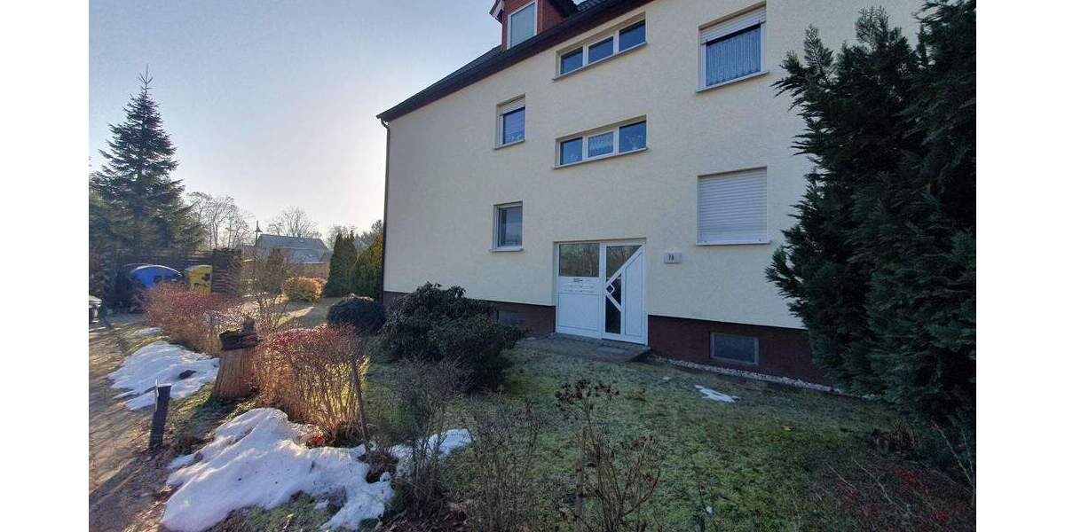 Etagenwohnung Bad Schmiedeberg - 3 Zimmer, 77 m&sup2;, 99.000&euro; | Angebot:25665793