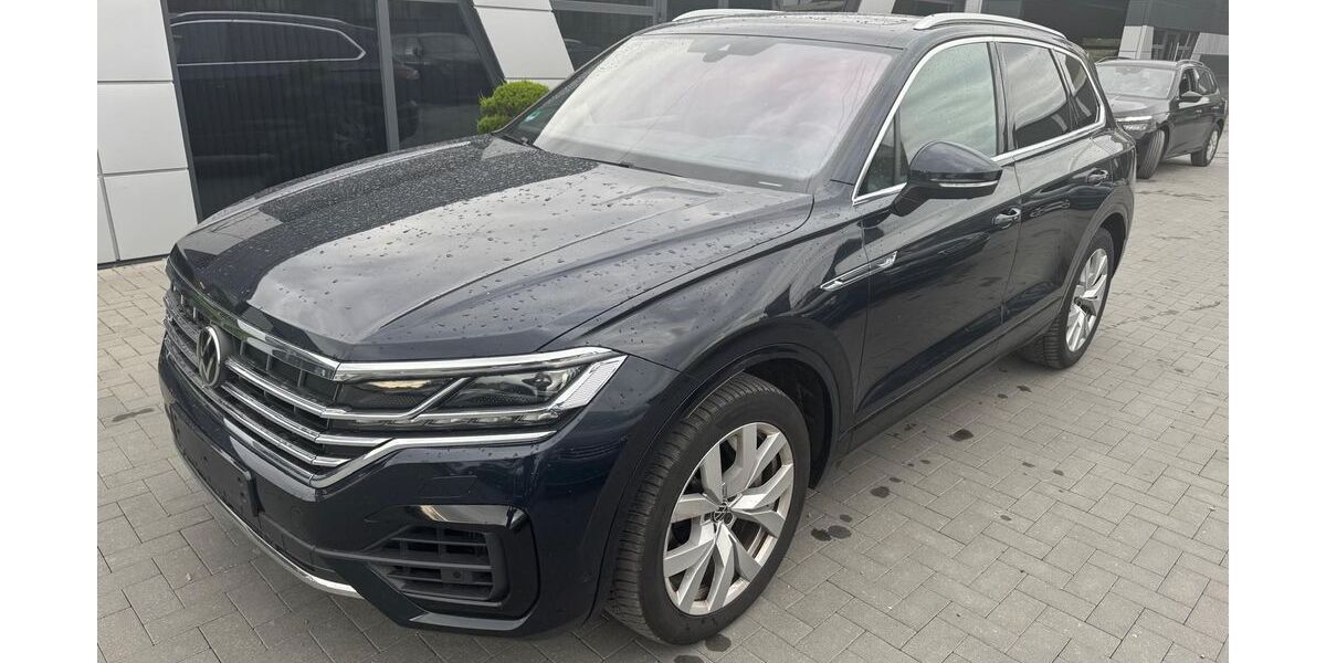 VW Touareg 187.259 km 37.990 &euro; Vechelde 38159