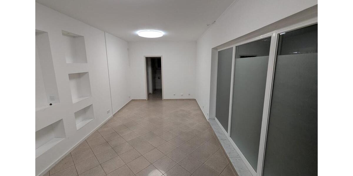 Helles 30m² Büroraum im Rüsselsheim Innenstadt zimmer