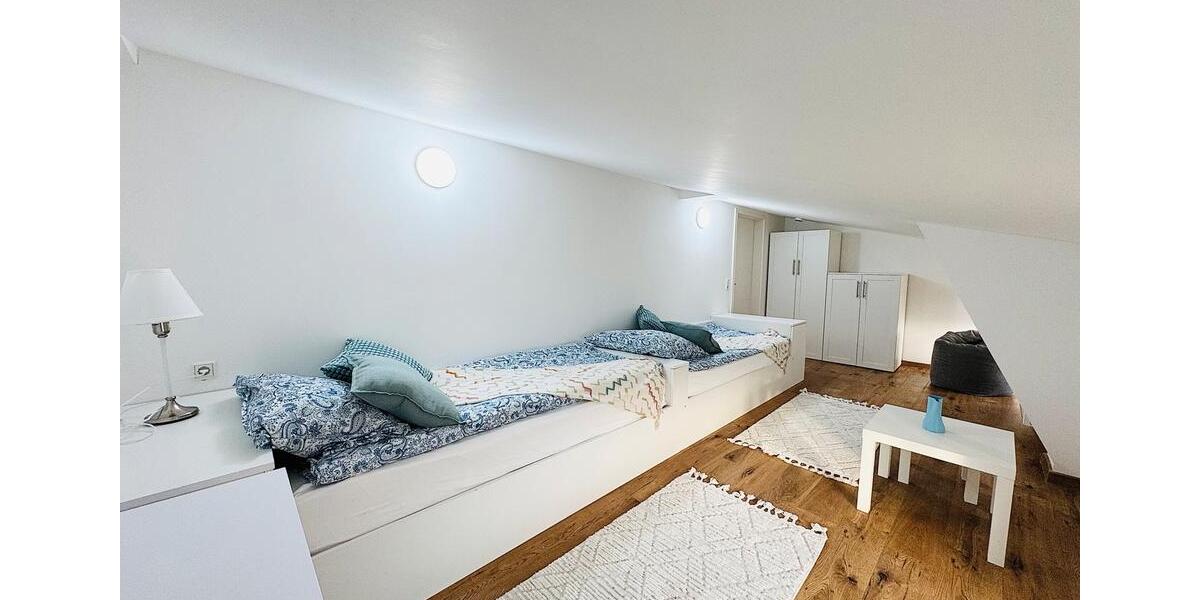 Dachgeschoßwohnung Anklam - 3 Zimmer, 70 m&sup2;, 1.150&euro; | Angebot:26449229