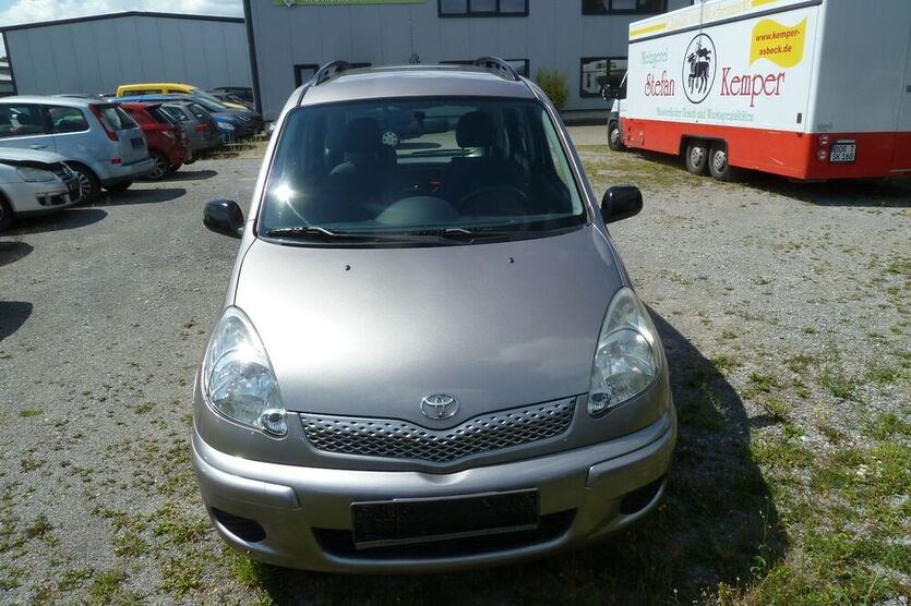 Yaris