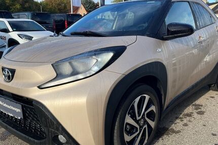 Toyota Aygo (X) 19.000 km 14.870 &euro; Aalen 73431