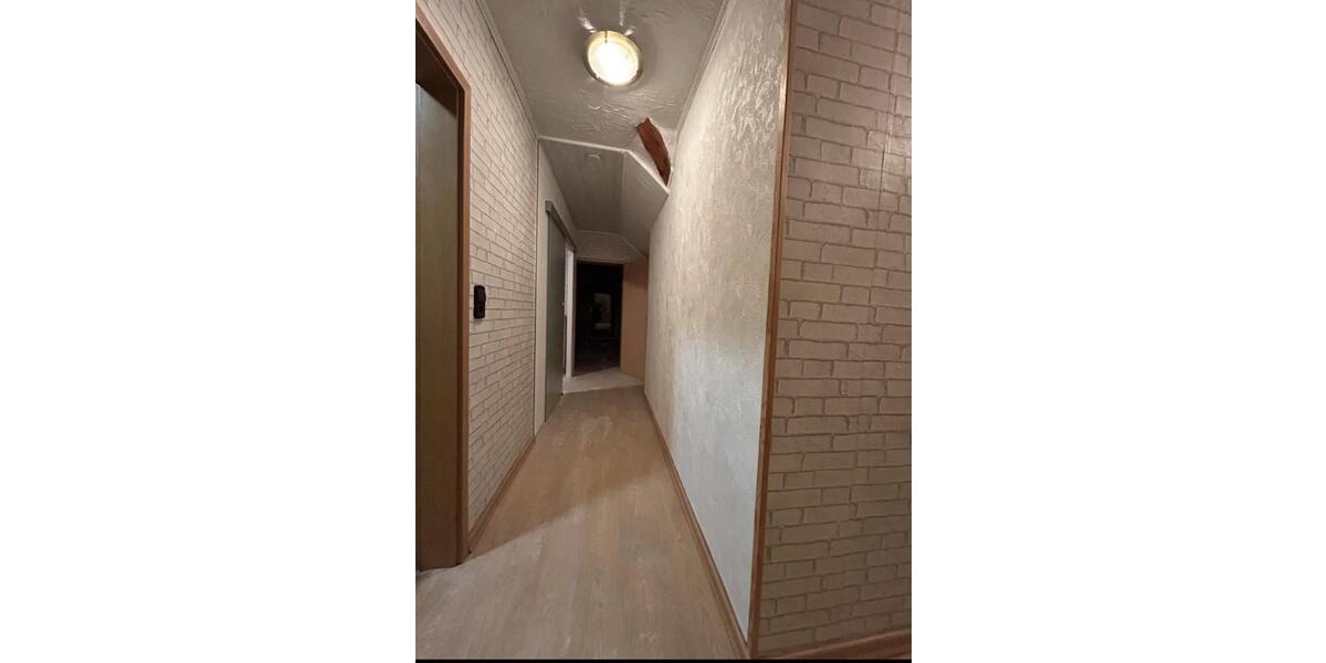 Dachgeschoßwohnung Bad Kreuznach Bad Münster am Stein-Ebernburg - 3 Zimmer, 90 m&sup2;, 750&euro; | Angebot:26405786