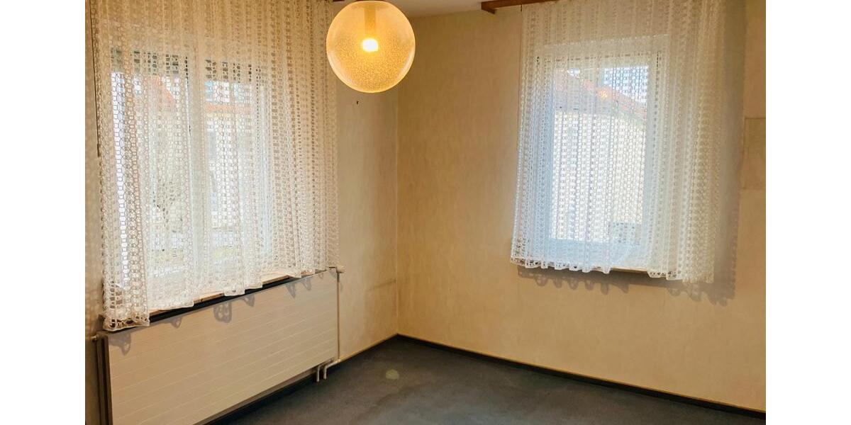 Mehrfamilienhaus, Wohnhaus Pfullingen - 11 Zimmer, 204 m&sup2;, 460.000&euro; | Angebot:26777658