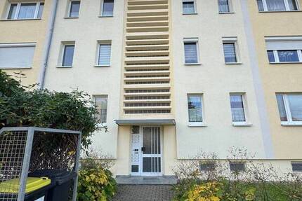 Bezugsfreie und modernisierte Eigentumswohnung in Erfurt-Melchendorf 3 zimmer