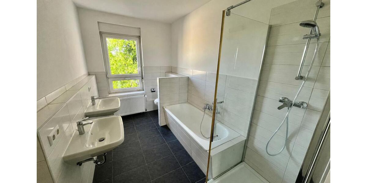 Etagenwohnung Leipzig Südost - 4 Zimmer, 106 m&sup2;, 1.150&euro; | Angebot:26349621