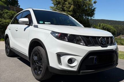 Suzuki Vitara 124.150 km 12.950 &euro; Hinterschmiding 94146
